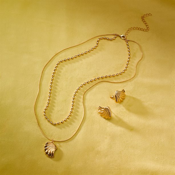 Avon Marina 2-Piece Necklace & Earrings Set