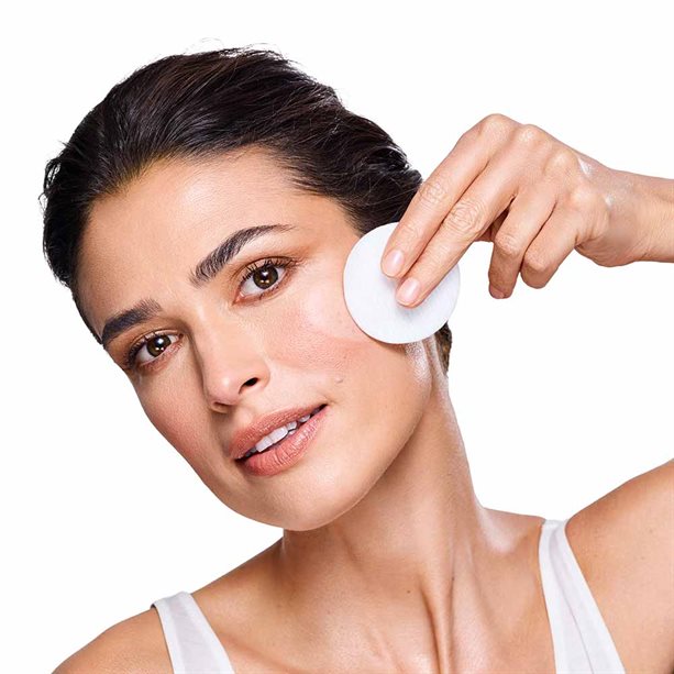 Avon Anew Revitalising Micellar Water with Hyaluronic Acid