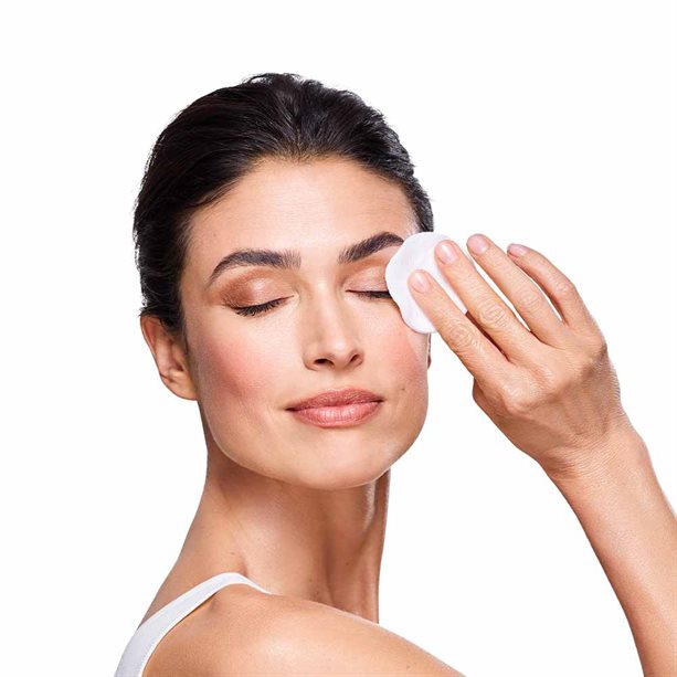 Avon Anew Revitalising Micellar Water with Hyaluronic Acid