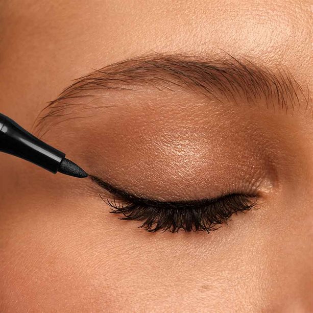 Avon True Diverse Lines Liquid Eyeliner