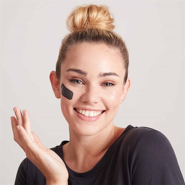Avon Clearskin Pore & Shine Control Charcoal Face Mask
