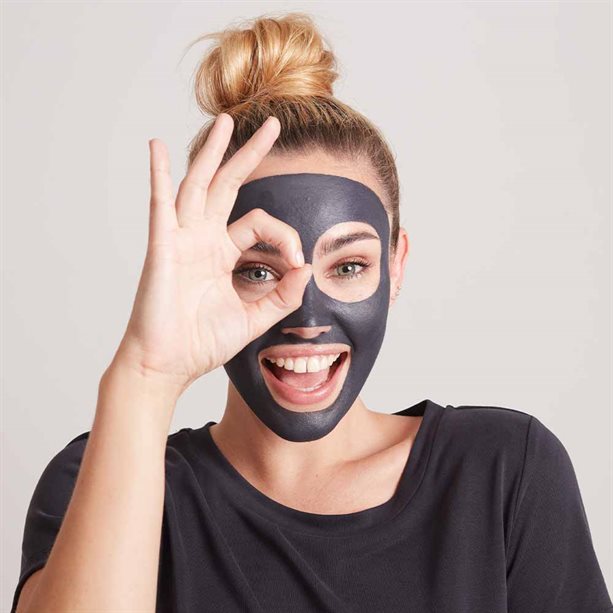 Avon Clearskin Pore & Shine Control Charcoal Face Mask