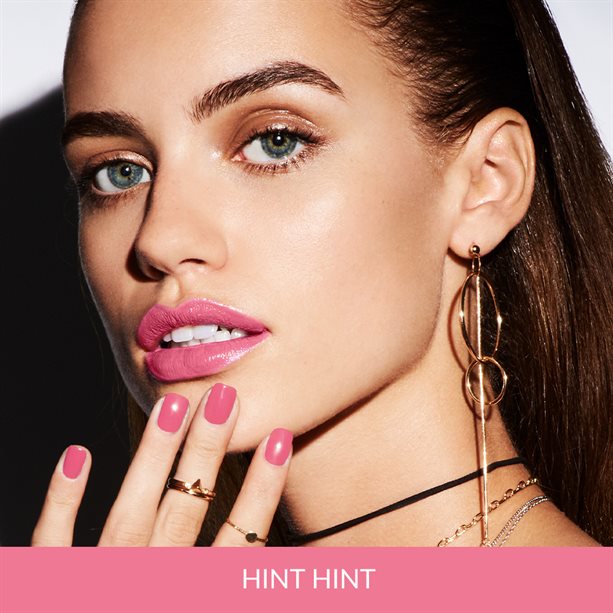 Avon mark. Epic Lipstick With Built-in Primer