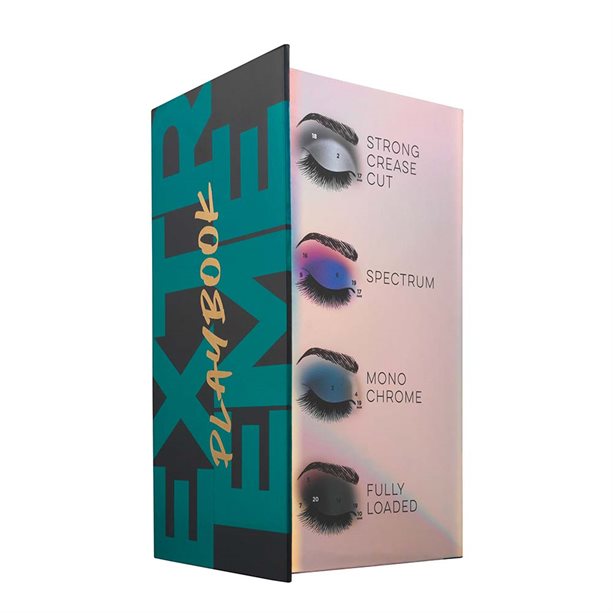Avon mark. Extreme Eyeshadow Palette