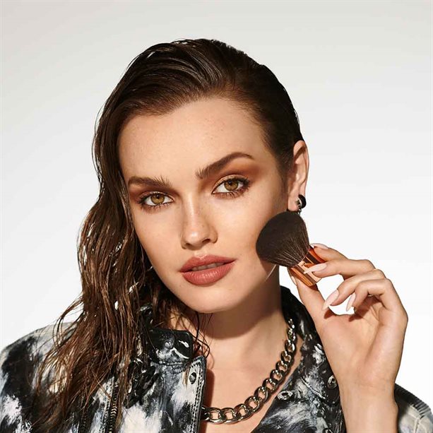 Avon mark. Translucent Setting Powder