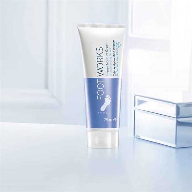 images/avon_product_images/source_06/intensive-foot-moisture-cream-75ml-pin-003.jpg