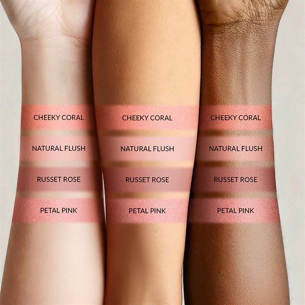 images/avon_product_images/source_06/Avon Ultra Colour Blush Powder 3.jpg